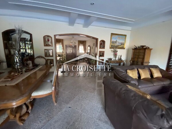 Luxury Villa with Pool in La Soukra: A Haven of Comfort and Elegance
