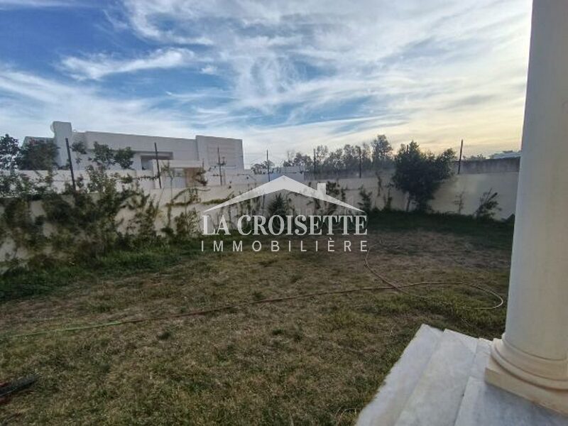 Ideal Peaceful Haven: Duplex S2 with Garden in La Soukra