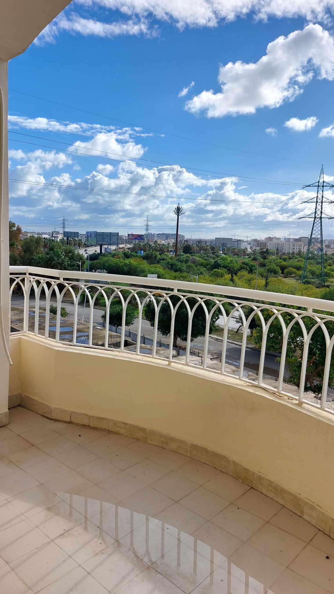Magnifique appartement S+3 cote carrefour la Marsa