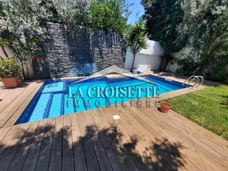 Villa S+3 à La Soukra