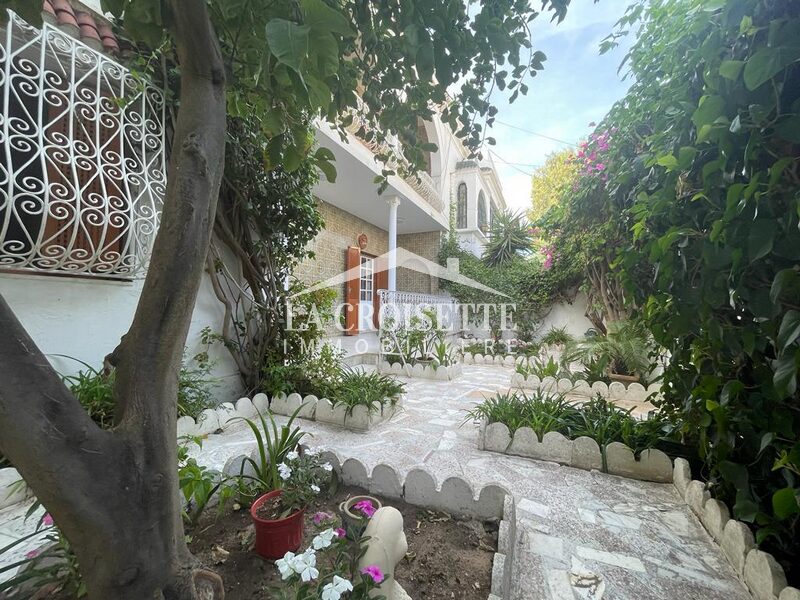 Rez-De-Chaussée De Villa Meublé S+3 à La Marsa