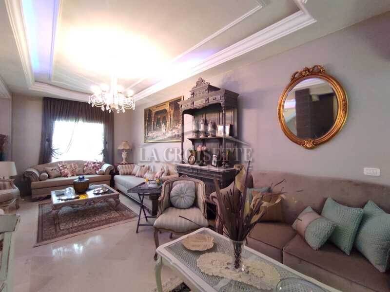 Luxury Villa S+5 with Pool in La Soukra: A Haven of Elegance and Comfort