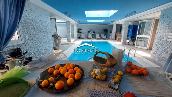 Villa Meublé S+4 Avec Loft Et Piscine Aux Jardins De Carthage