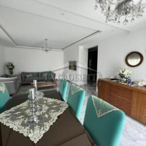 Appartement S+2 avec terrasse à La Marsa ZAV1404