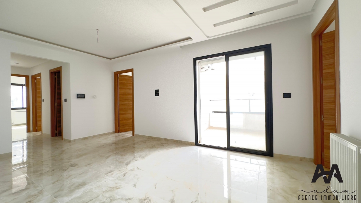 Appartement S+3 de 116m² avec une terrasse de 15m² à AFH2 Mrezga