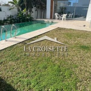 Villa S+3 avec piscine aux Jardins de Carthage