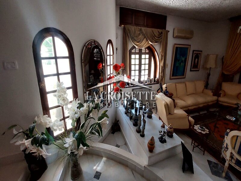 Luxury Furnished Villa S+5 in Gammarth: A Haven of Luxury and Comfort