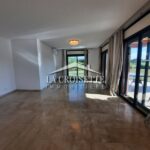 Photo-2 : Villa S+5 avec piscine à Gammarth