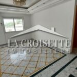 Photo-1 : Villa S+4 avec piscine à Gammarth