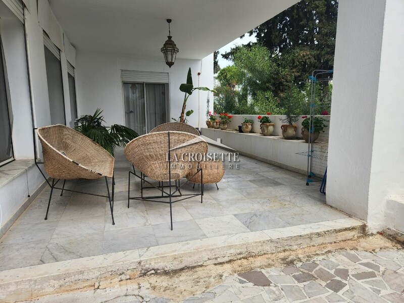 Luxury Villa S+4 with Pool in Gammarth: A Haven of Tranquility and Elegance
