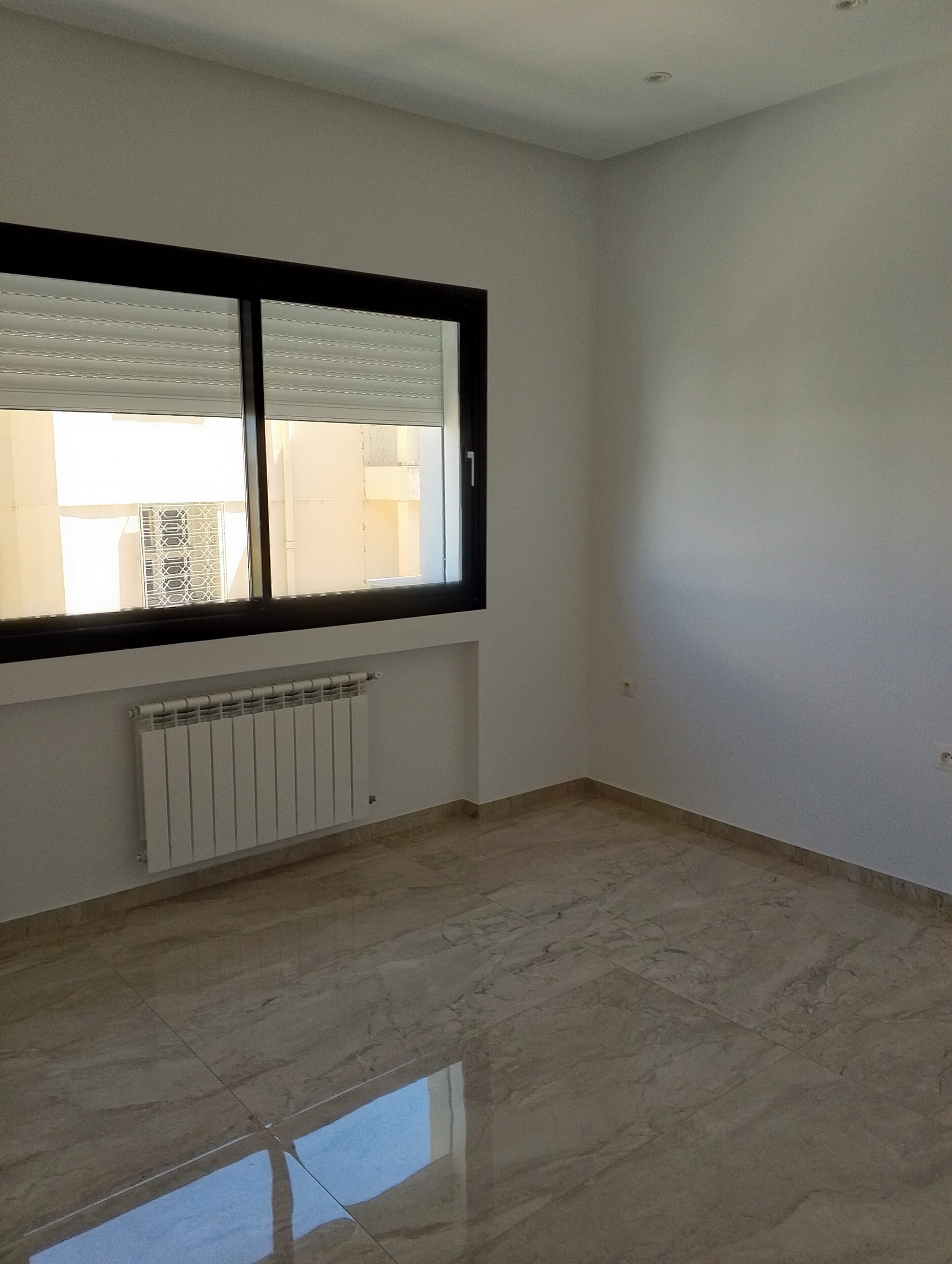 Luxury S+2 Apartment in Menzah 5, Ariana - A Haven of Elegance