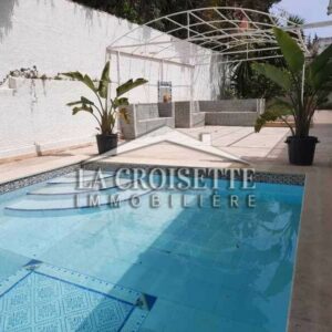 Villa S+5 avec piscine à Gammarth