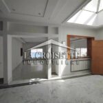 Villa S+6 avec piscine aux Berges du Lac 2