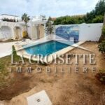 Villa S+4 avec piscine à Gammarth