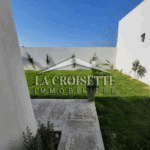 Photo-2 : Appartement S+4 avec jardin et piscine à La Soukra