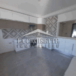 Photo-5 : Appartement S+4 avec jardin et piscine à La Soukra