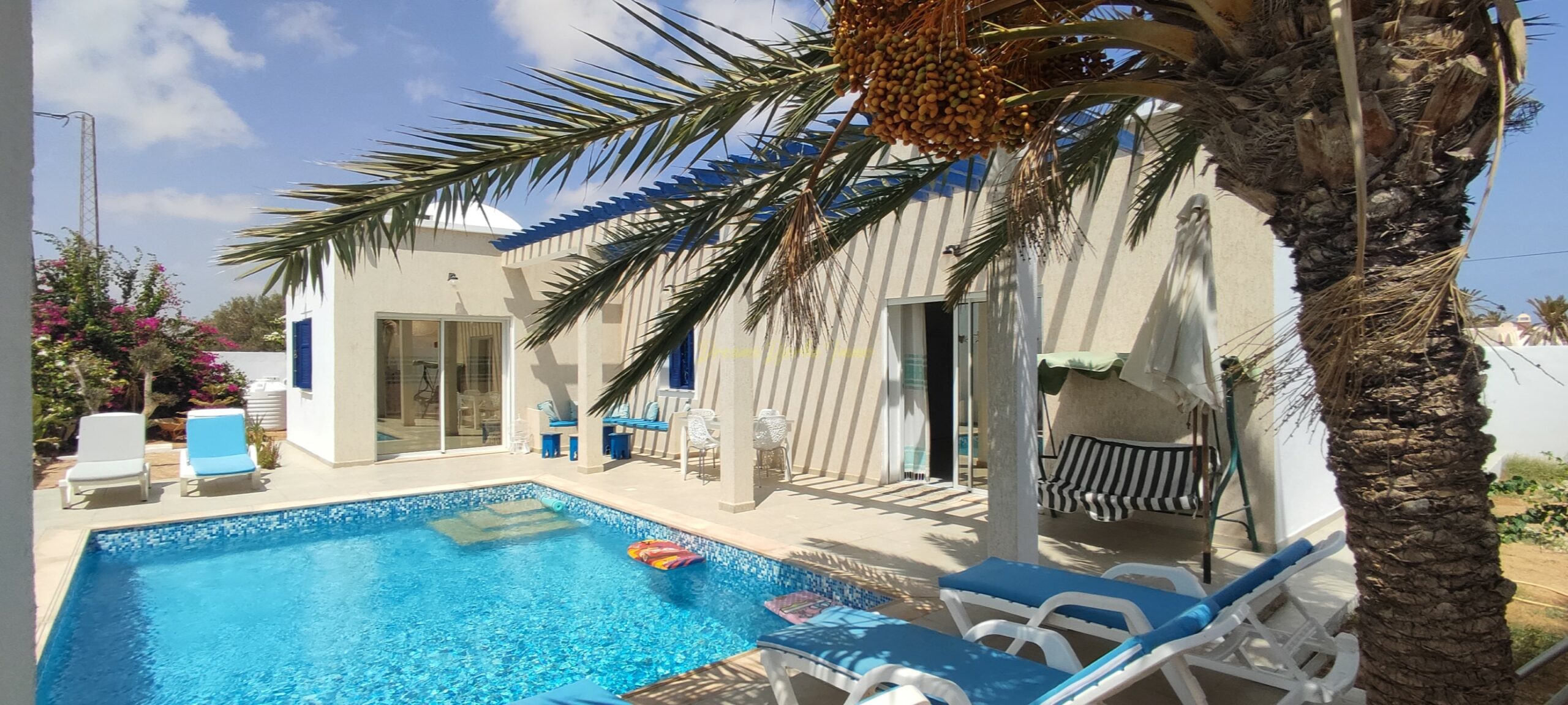 VILLA AVEC PISCINE PLEIN PIED DJERBA