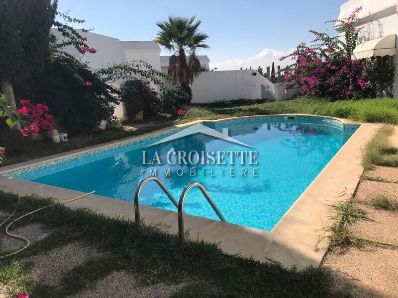 Villa S+5 avec piscine à Gammarth MVV0249