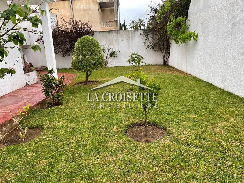 Villa avec deux niveaux séparés à La Soukra MVV0316