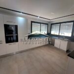 Photo-2 : Villa S+3 avec piscine à La Soukra MVL0670