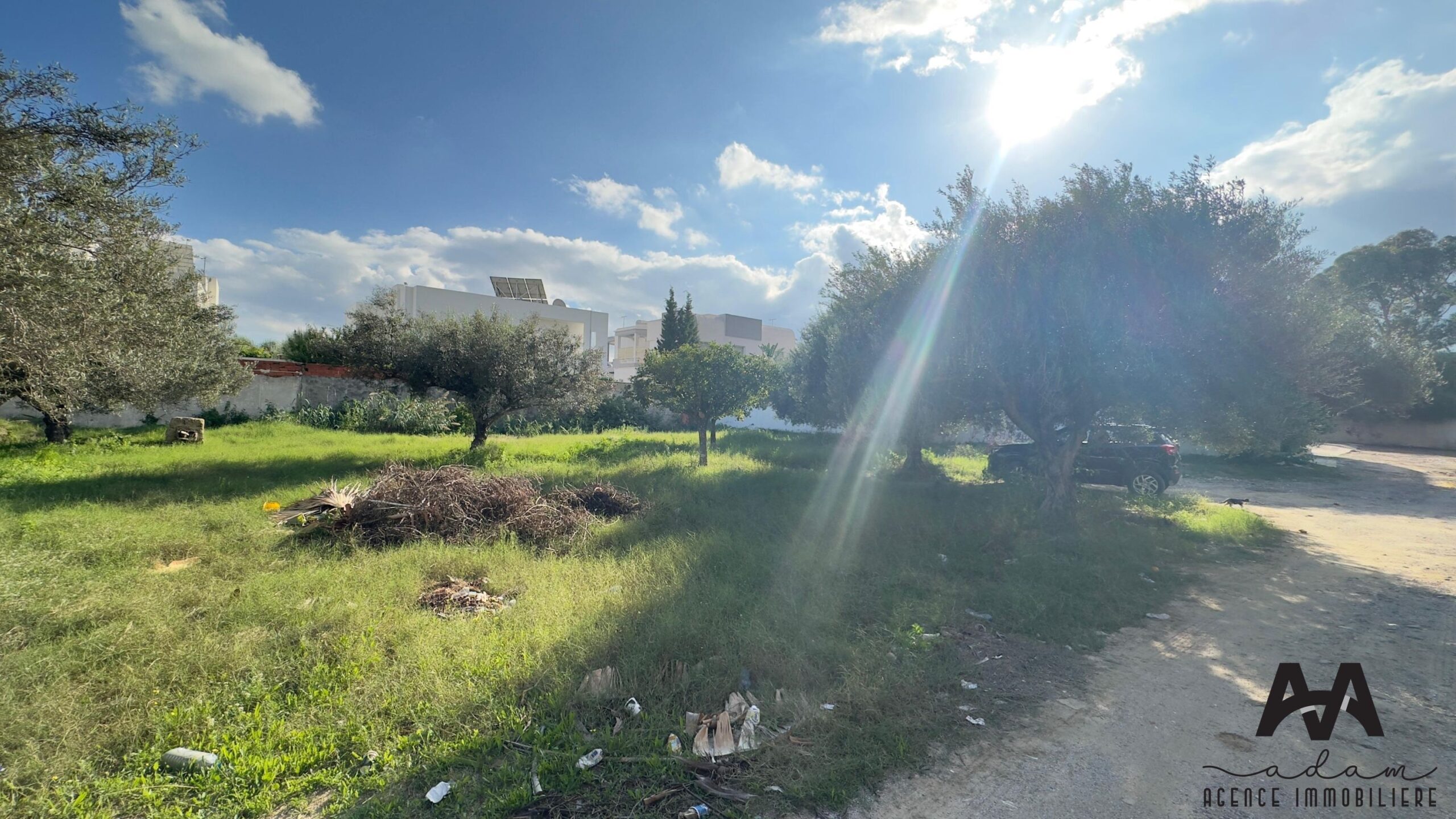 Isolated Residential Plot of 574m² in Sidi Mahersi - An Exceptional Opportunity!