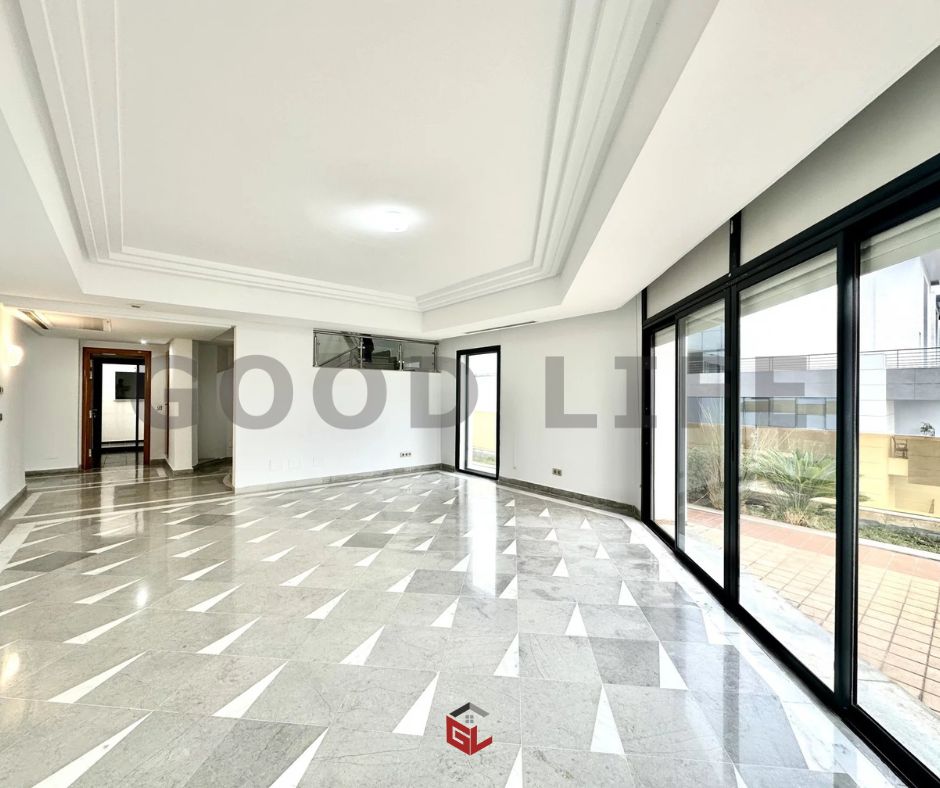 Duplex en S+3 au Lac 2
