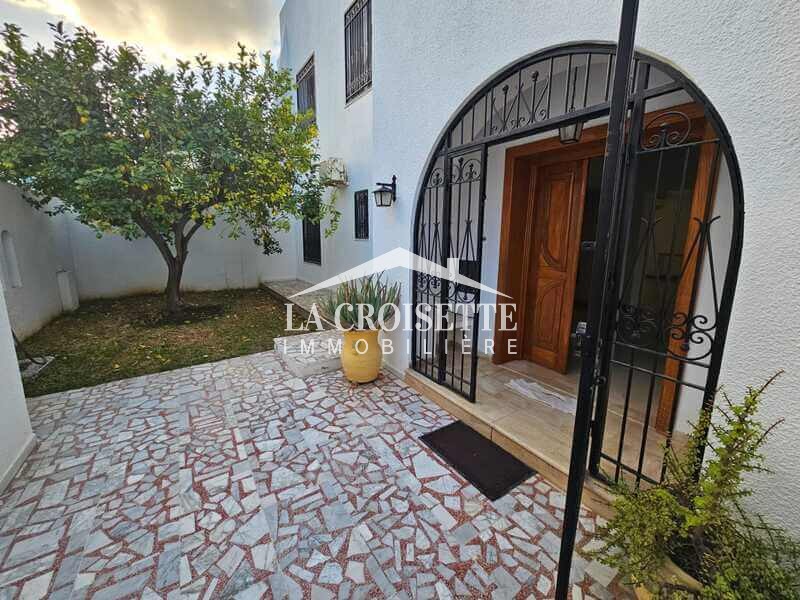 Villa S+4 à La Marsa MVL1634