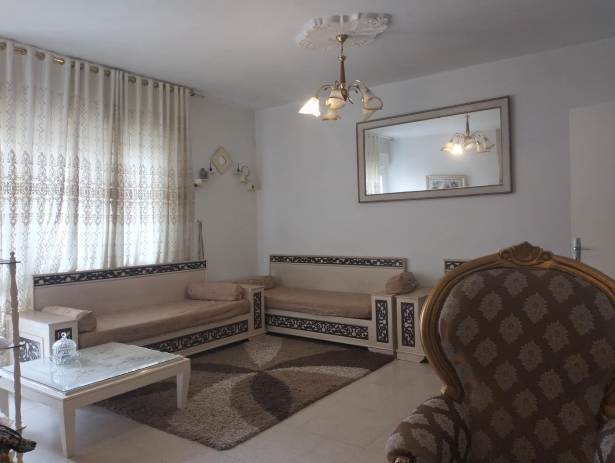 APPARTEMENT S+4 ARIANA