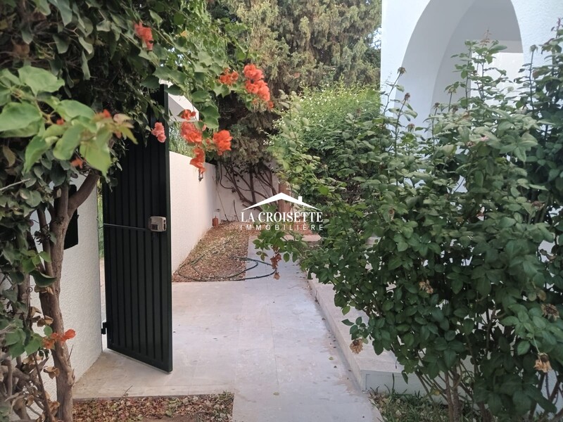 Villa S+5 avec piscine aux Jardins de Carthage ZVL1626