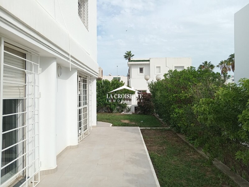 Villa S+5 aux Berges du Lac 2 ZVL1619