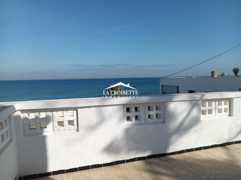 Étage de villa S+2 vue sur mer à La Marsa ZEL0516