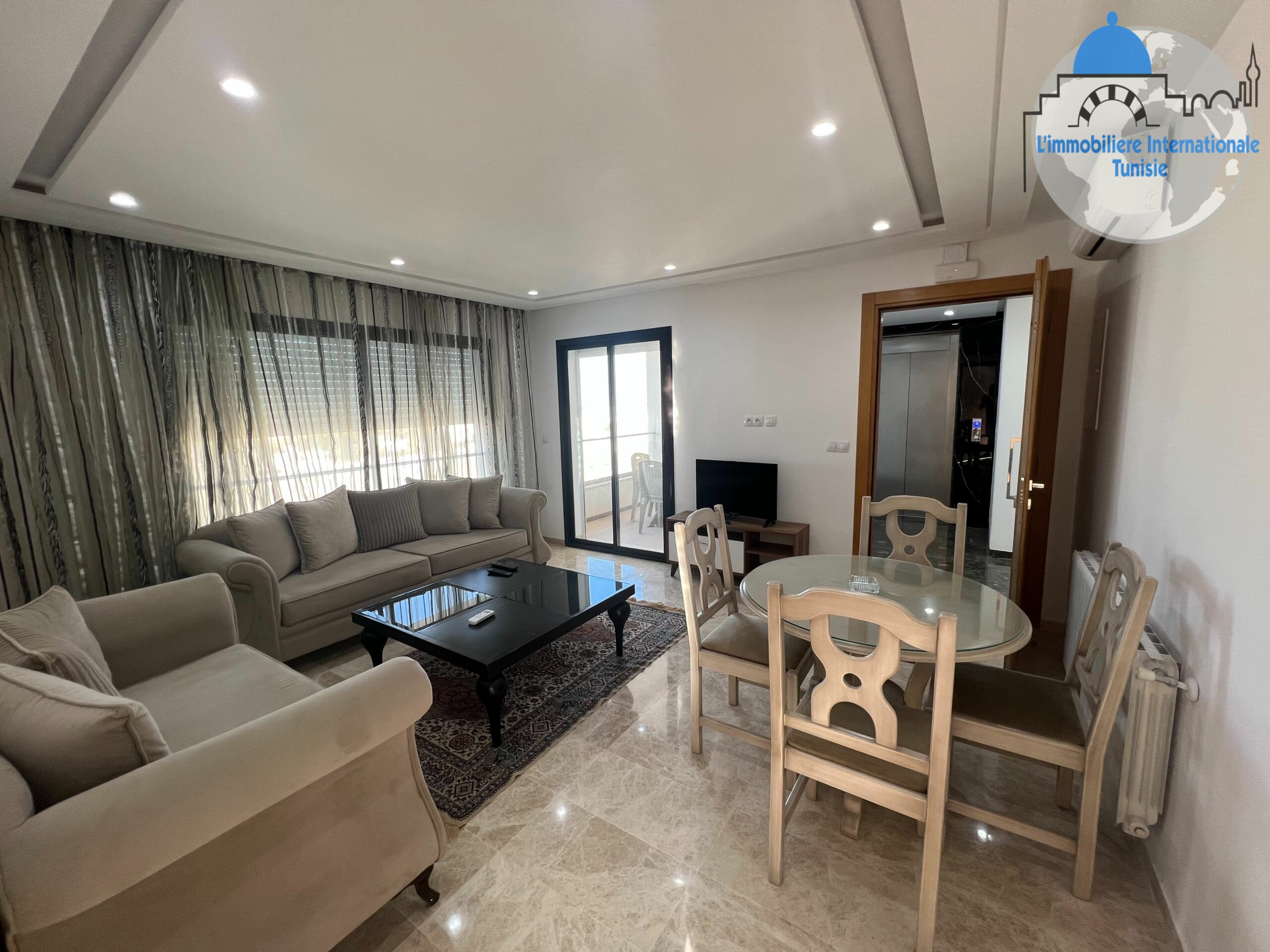 Sublime Penthouse meublé à Khzema