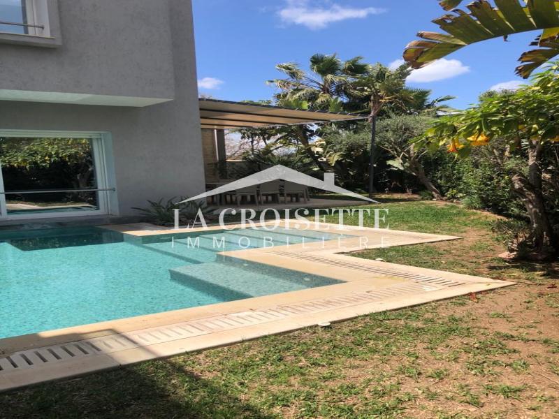 Villa S+4 avec piscine à Carthage Hanibal ZVL1647
