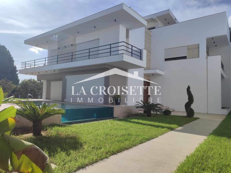 Villa S+3 avec piscine à Carthage MVL1646