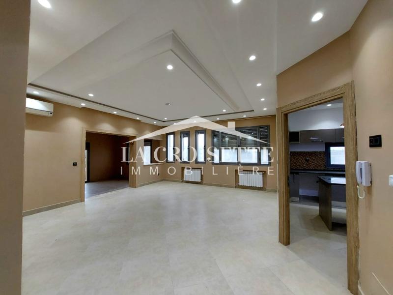Duplex S+4 avec terrasse à La Marsa ZDL0644