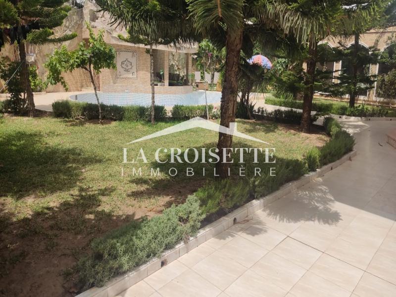 Luxury Furnished Villa with Pool in Gammarth MVL1663