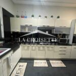 Photo-2 : Appartement S+3 avec chambre de service à La Marsa ZAV1812