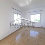 Photo-1 : Villa S+5 avec piscine à La Marsa ZVL0208