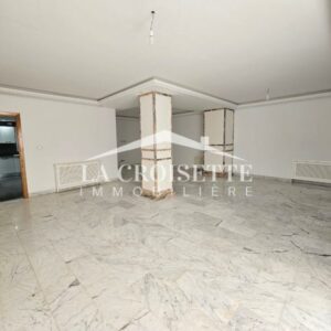 Duplex S+4 avec chambre de service aux Jardins de Carthage ZDL0663