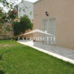 Villa plain-pied S+4 à La Soukra ZVV0432
