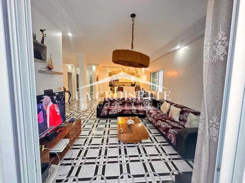 Étage de villa S+3 à La Soukra ZEL0526