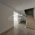 Photo-12 : Triplex S+3 avec piscine à Gammarth MTRL0102