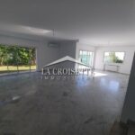 Photo-2 : Villa S+6 avec piscine à Gammarth ZVL0940