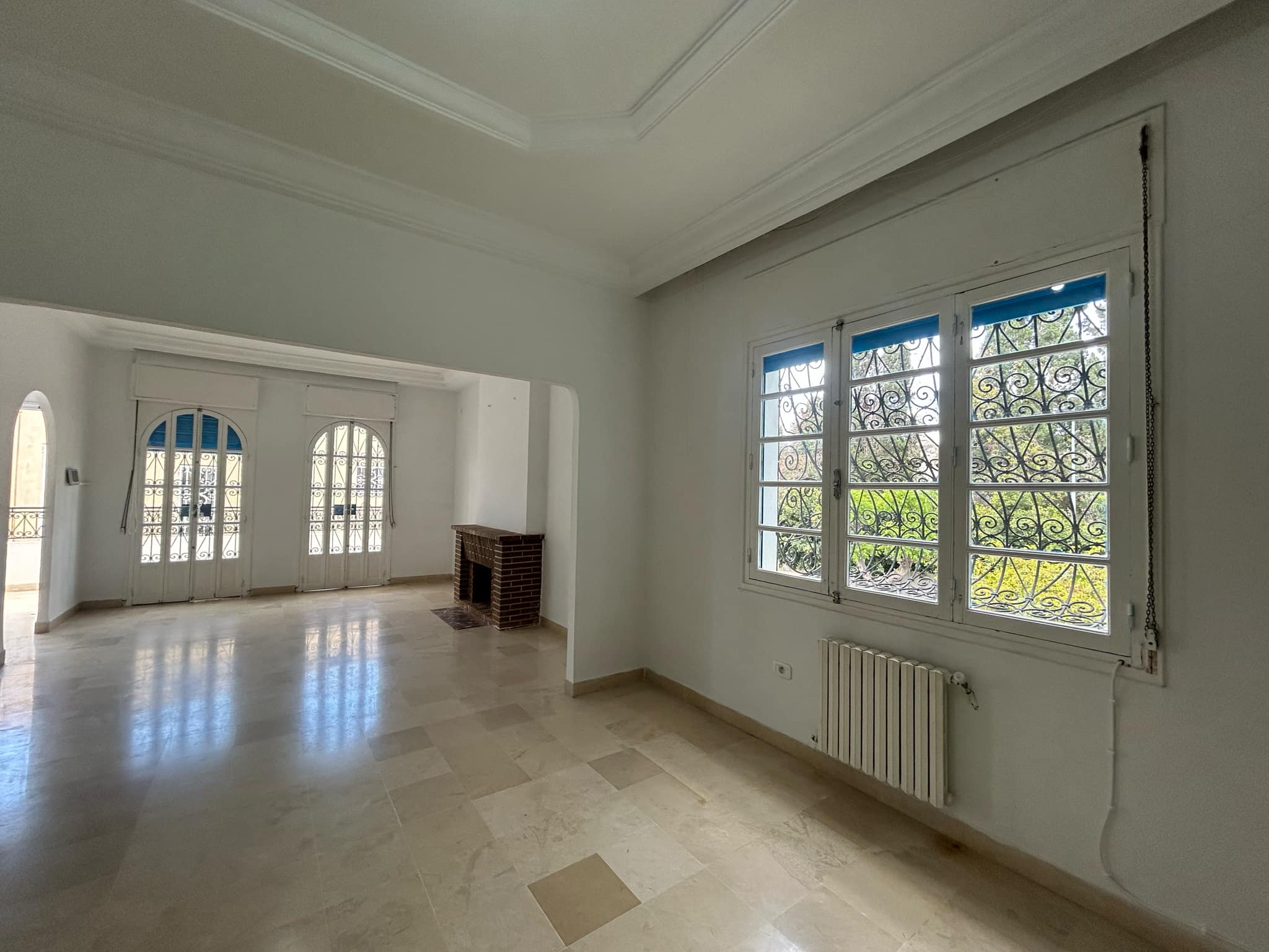 ÉTAGE DE VILLA CITE MAHRAJENE