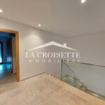 Photo-5 : Triplex S+3 avec piscine à Gammarth MTRL0102