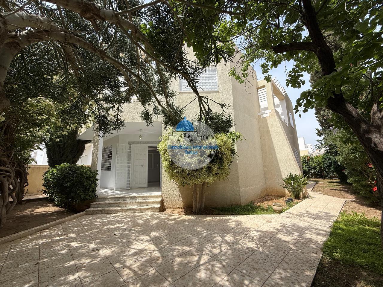 Spacieux villa S5 à Sahloul