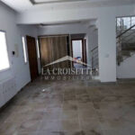 Villa s+4 à La Soukra MVL0240