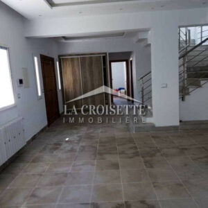 Villa s+4 à La Soukra MVL0240