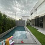 Villa avec Piscine au Lac 2