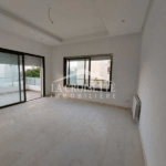 Photo-2 : Appartement S+4 à La Soukra MAL1302